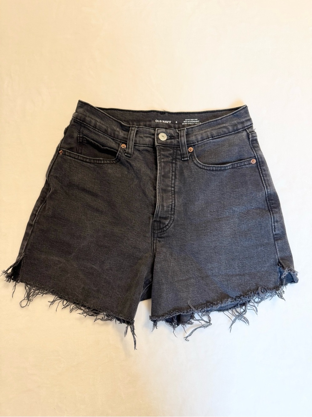 Old Navy Women’s Extra High-Rise Black Distressed Denim Shorts